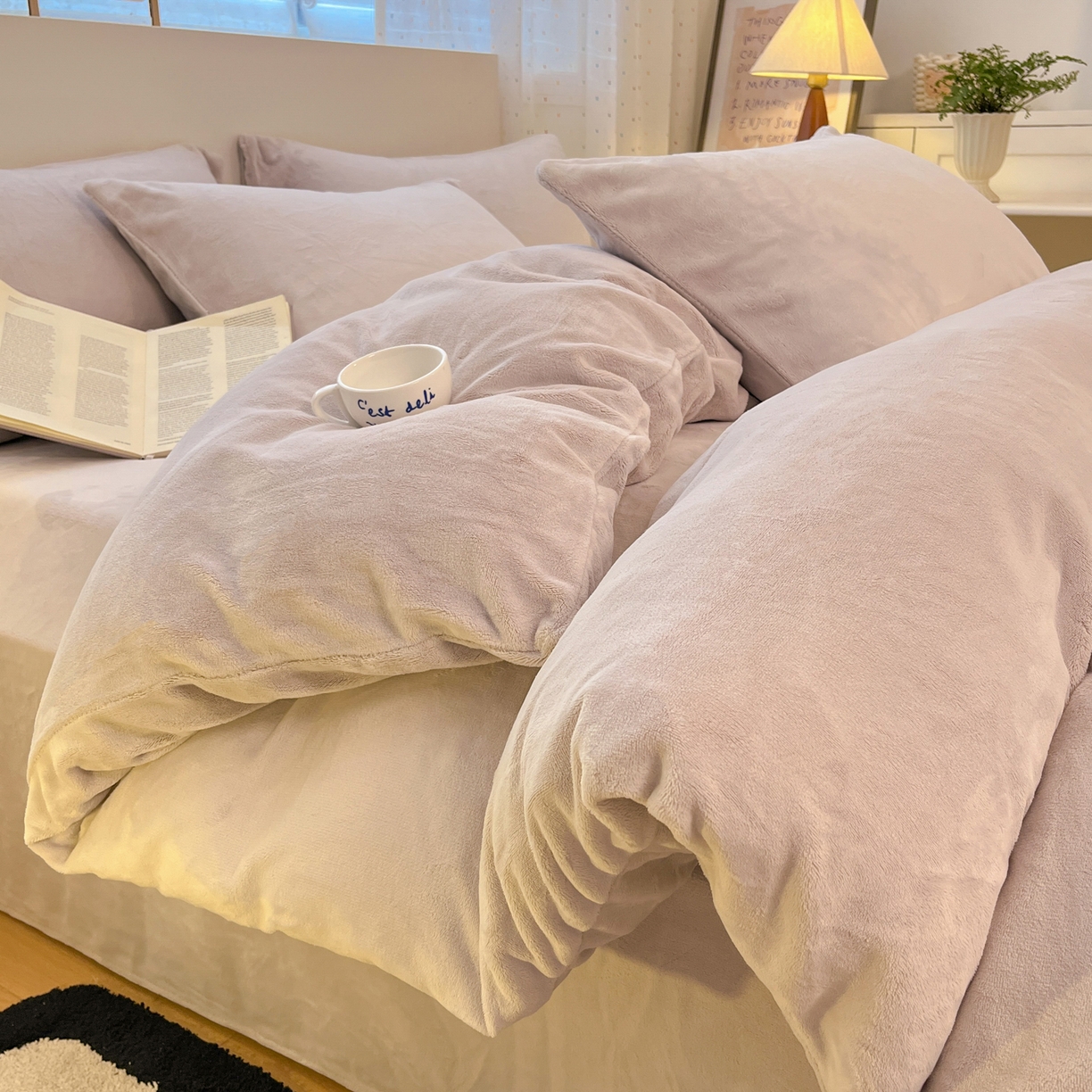 91家纺网 家纺一手货源 找家纺 颜选 2025新款纯色190克牛奶绒四件套 奶油灰