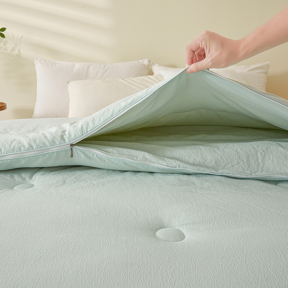 91家纺网 家纺一手货源 找家纺 富艺隆 2025新款大豆云暖被二合一子母被提花水洗棉双层纱加厚冬被春秋被 大豆云暖被 淡雅绿