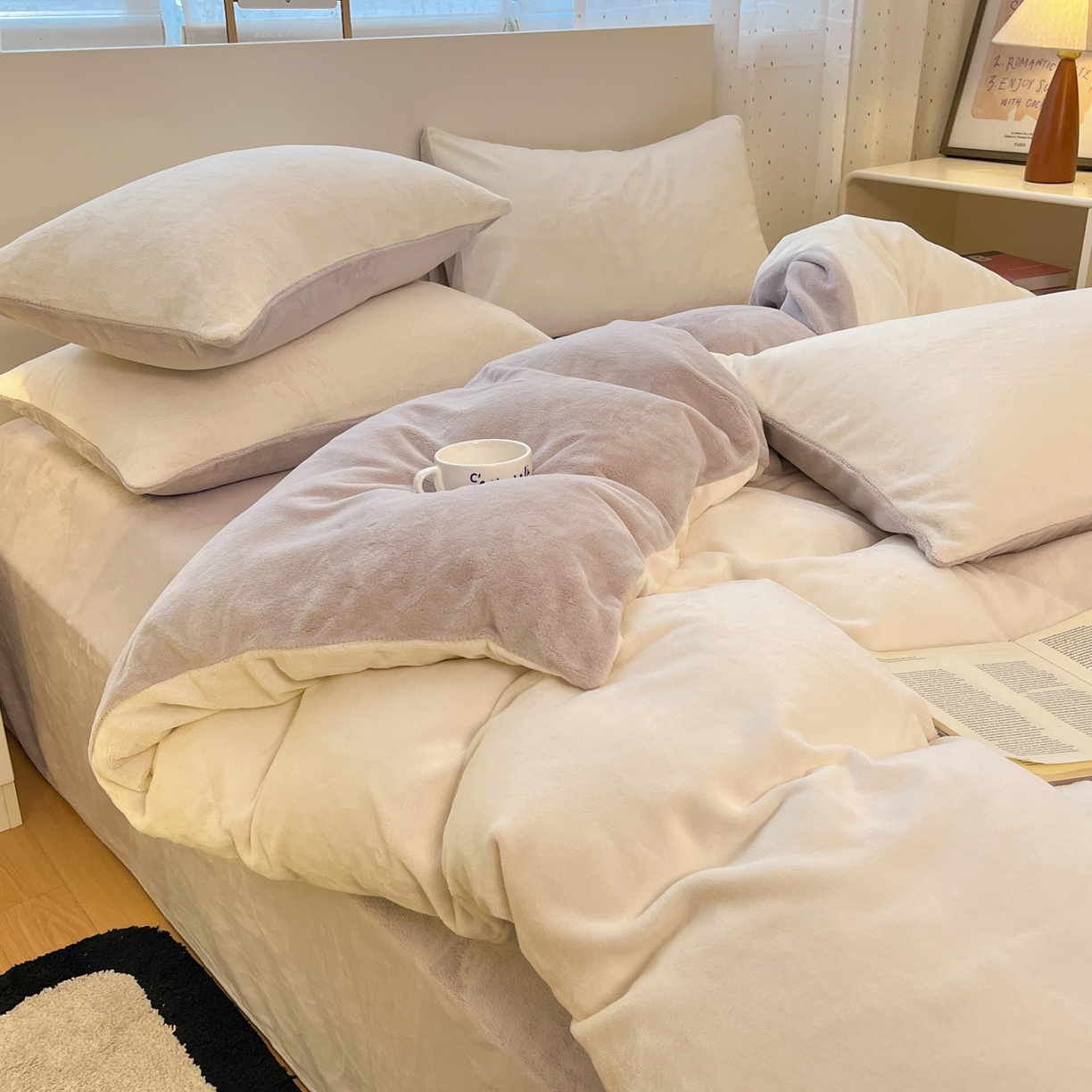 91家纺网 家纺一手货源 找家纺 颜选 2025新款纯色190克牛奶绒四件套 糯糯米灰