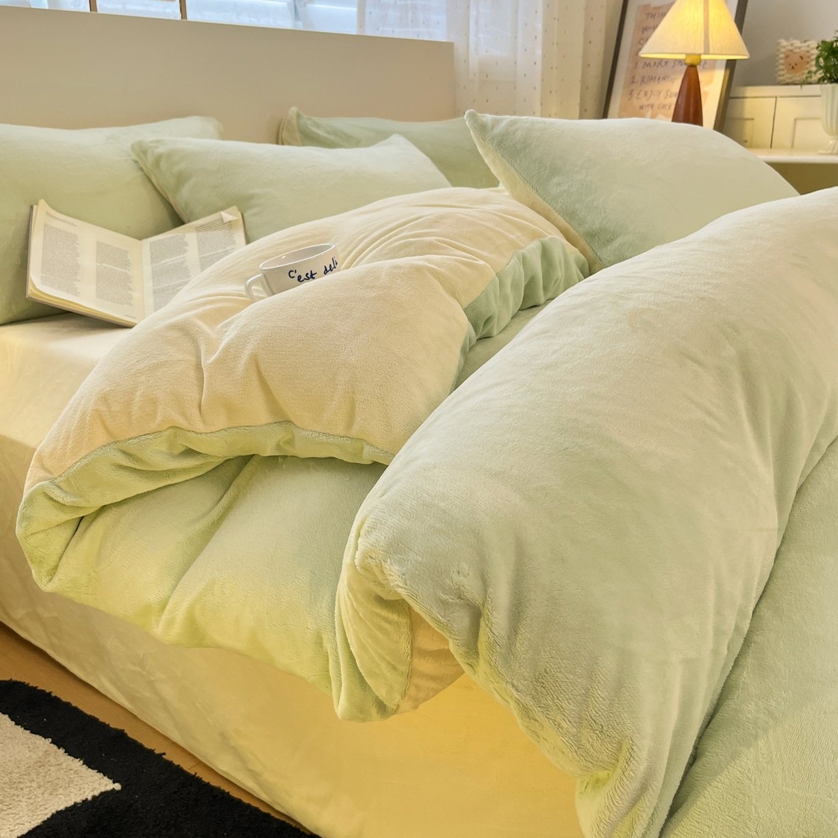 91家纺网 家纺一手货源 找家纺 颜选 2025新款纯色190克牛奶绒四件套 糯糯奶绿黄