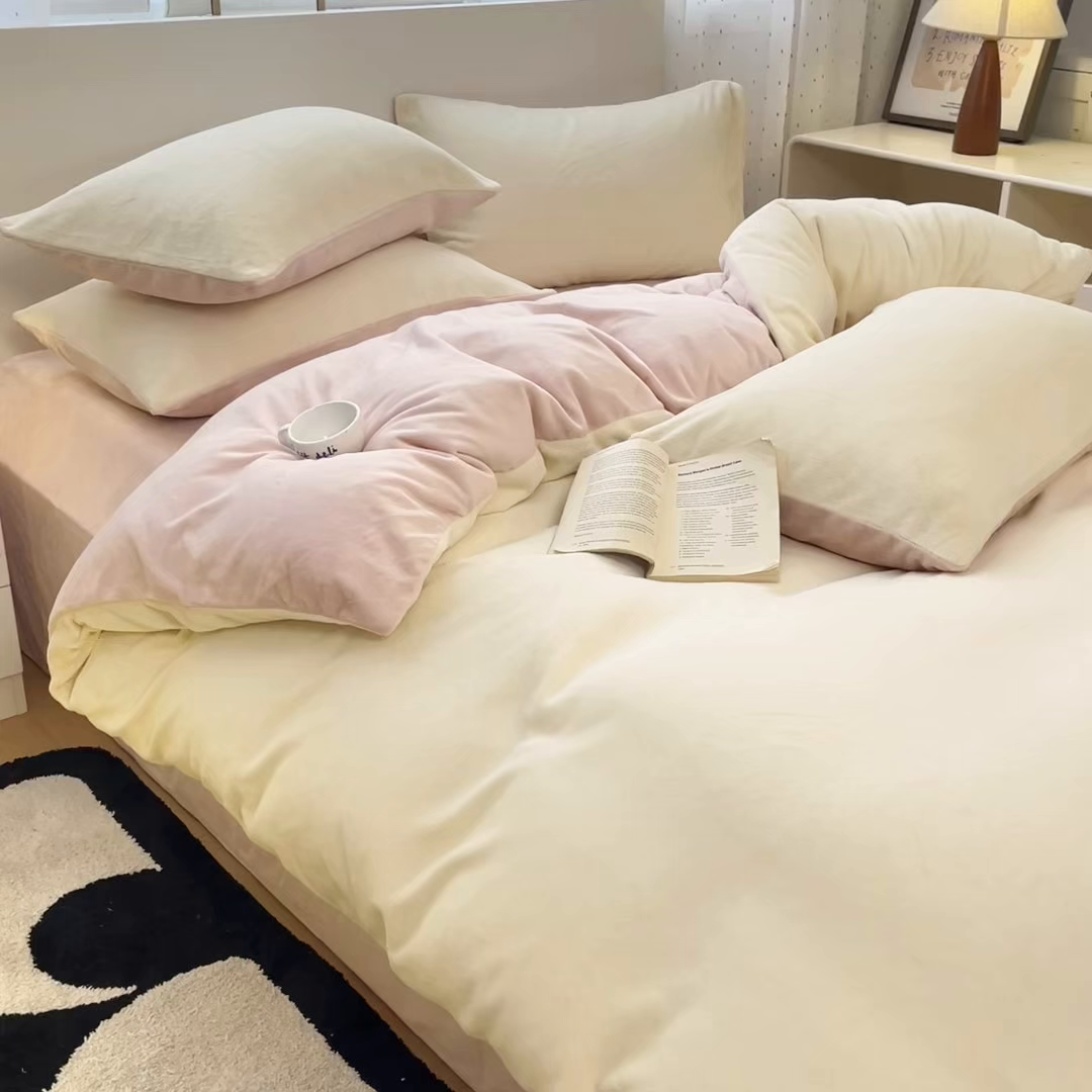 91家纺网 家纺一手货源 找家纺 颜选 2025新款纯色190克牛奶绒四件套 玉黄奶昔