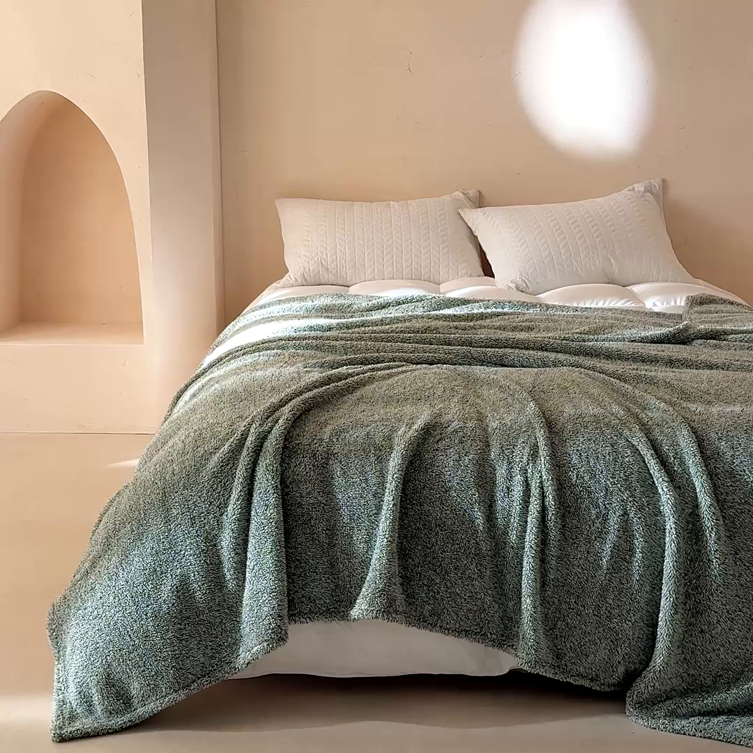 91家纺网 家纺一手货源 找家纺 缘生活 2025新款阳离子毛巾毯四季通用百搭款毛毯毯子 阳离子毛巾毯绿色