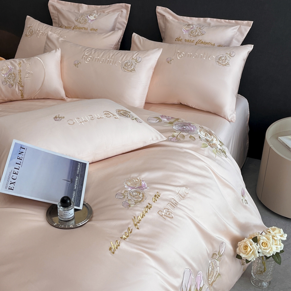 91家纺网 家纺一手货源 找家纺 博纳家纺 2025新款纯棉绣花四件套-繁花似梦 繁花似梦-粉玉