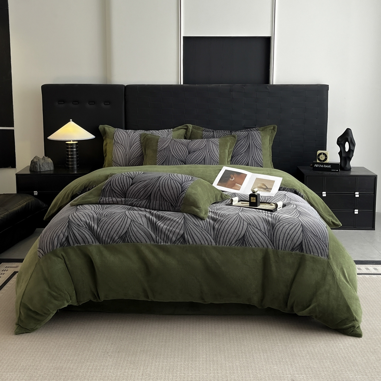 91家纺网 家纺一手货源 找家纺 羚羊语家纺 2025新款轻奢风雪貂绒牛奶绒四件套大拼角工艺貂毛绒升级款兔毛绒现代简约轻奢风三件套-左岸河畔 雪貂绒-松间谧