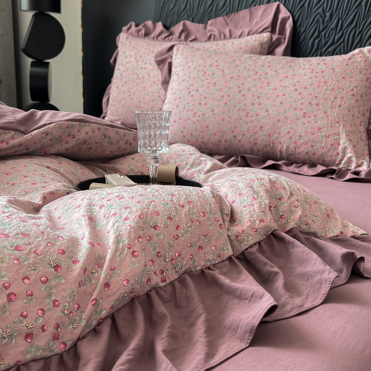 91家纺网 家纺一手货源 找家纺 豫见家纺 2025新款云感棉花边四件套 樱桃季