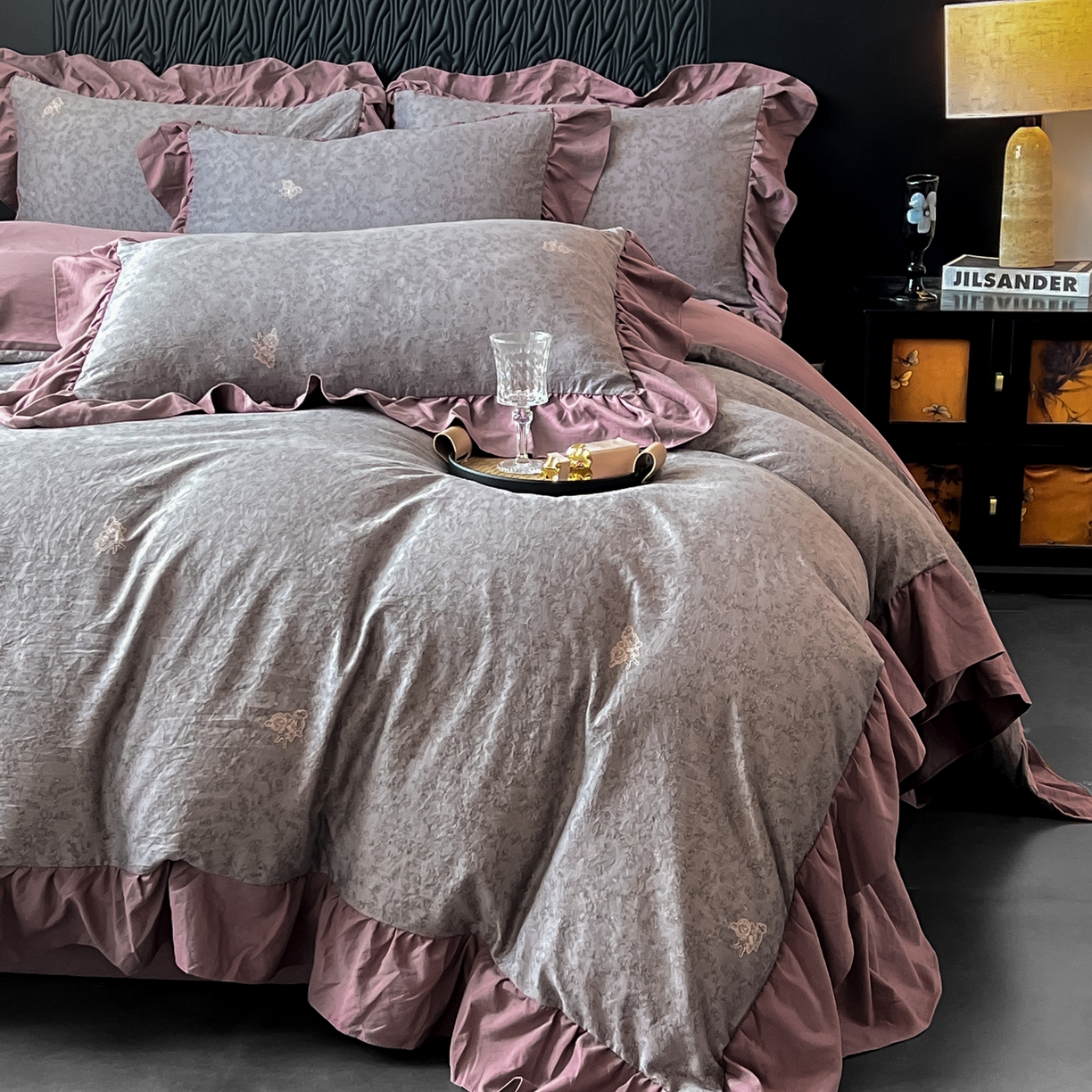 91家纺网 家纺一手货源 找家纺 豫见家纺 2025新款云感棉花边四件套 巴洛克之恋咖