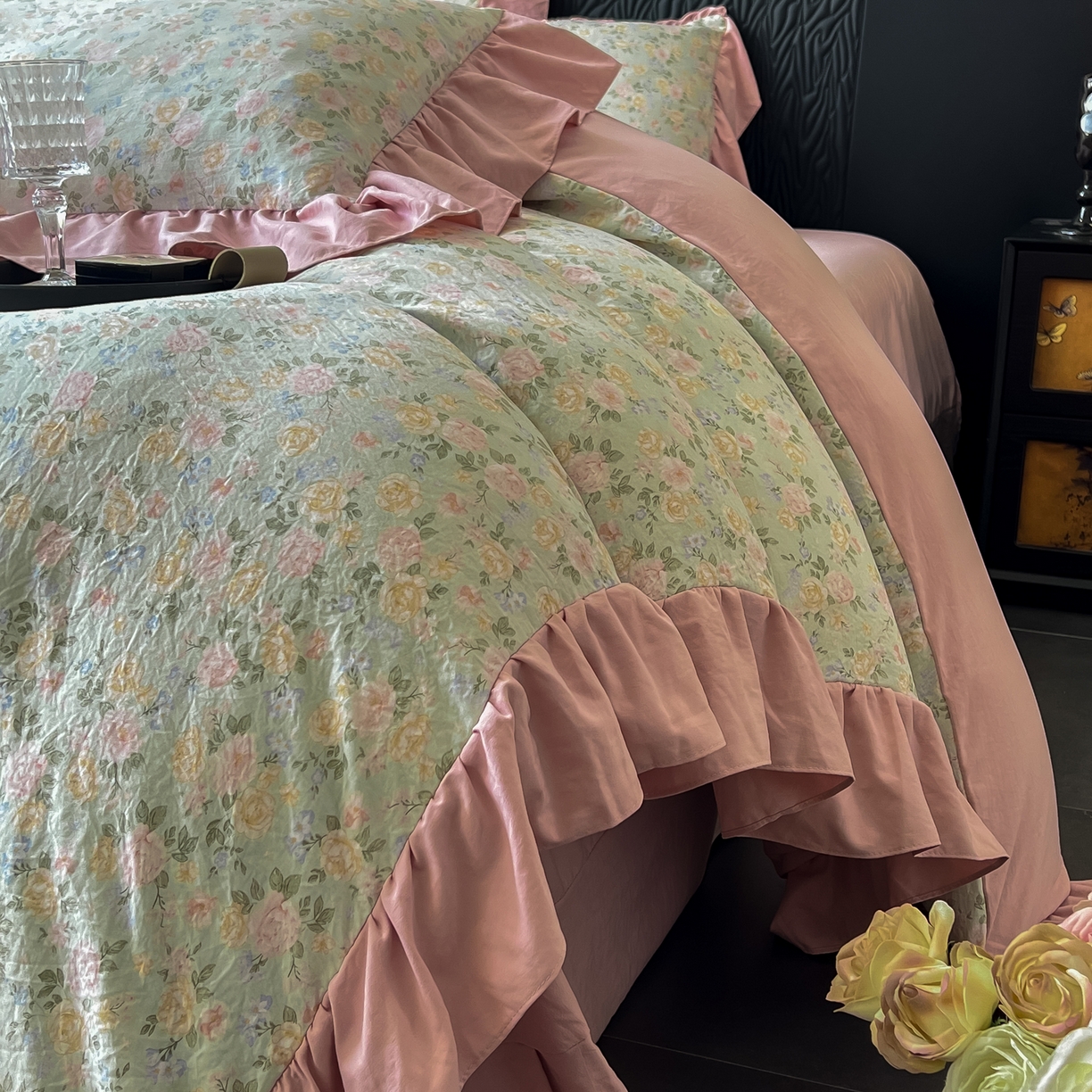 91家纺网 家纺一手货源 找家纺 豫见家纺 2025新款云感棉花边四件套 花盏绿