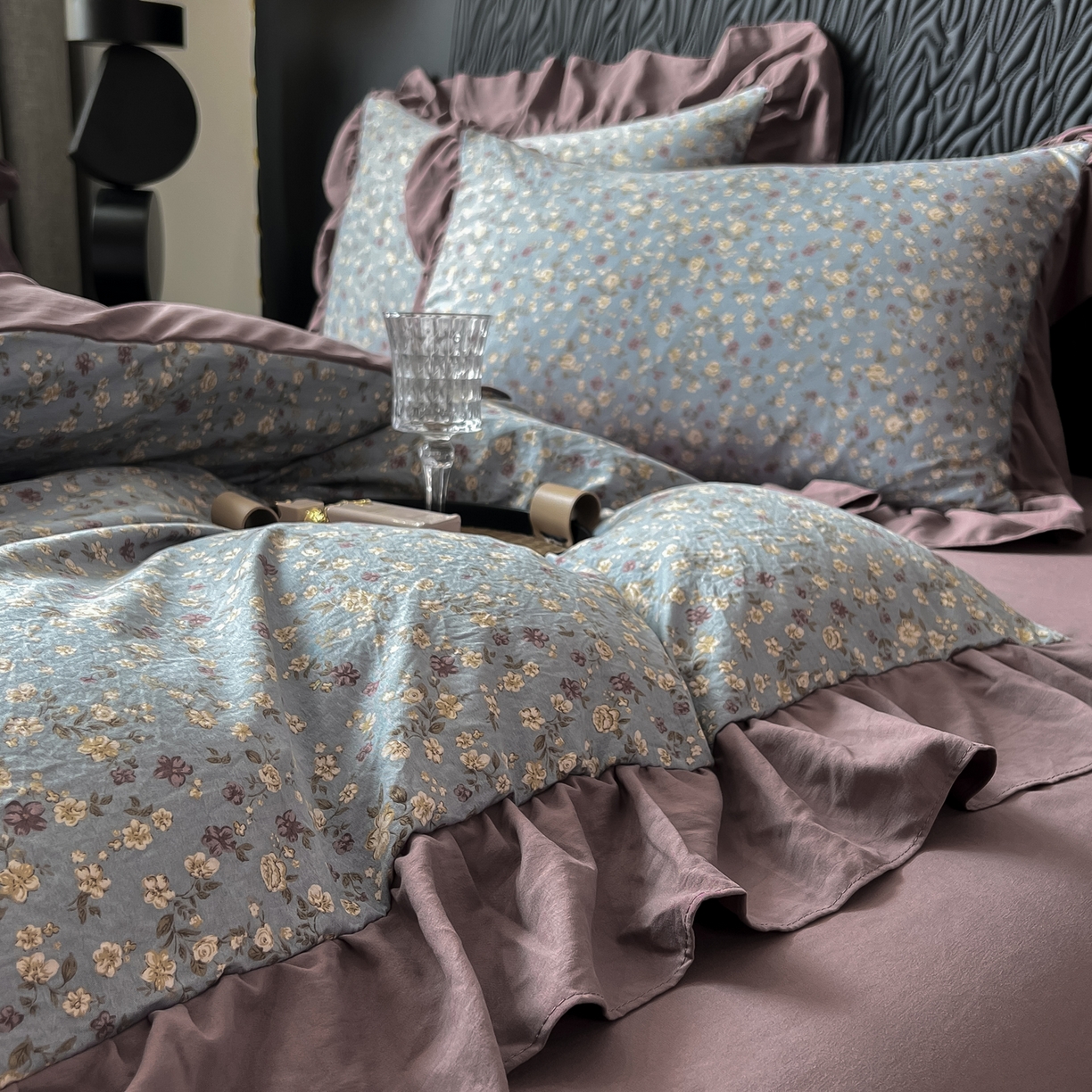 91家纺网 家纺一手货源 找家纺 豫见家纺 2025新款云感棉花边四件套 桐秋红