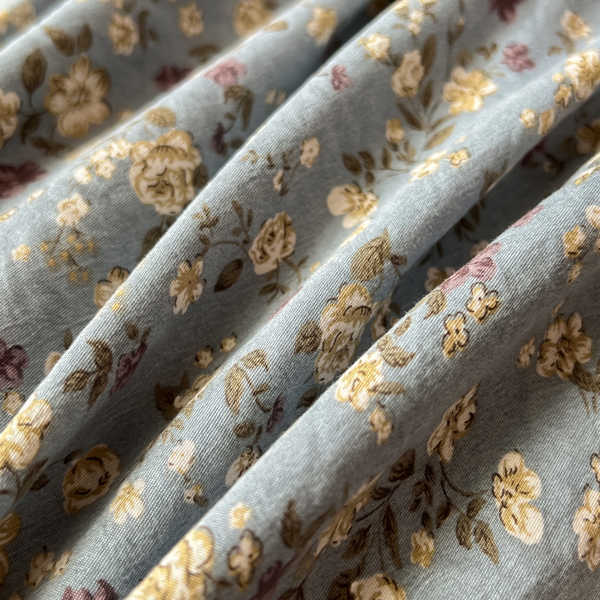 91家纺网 家纺一手货源 找家纺 豫见家纺 2025新款云感棉花边四件套 桐秋红