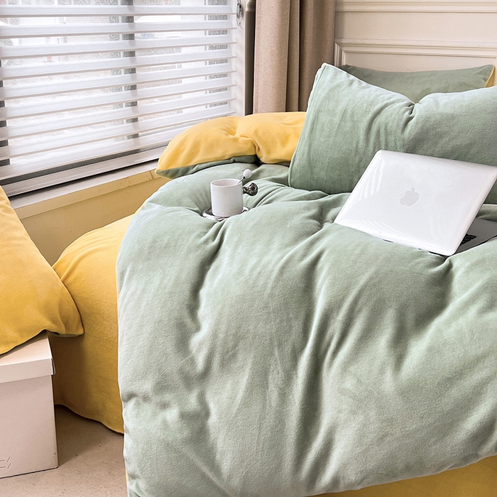 91家纺网 家纺一手货源 找家纺 （总）居易简 2025秋冬新款ins风小红书高克重纯色双拼牛奶绒单被套三件套四件套系列