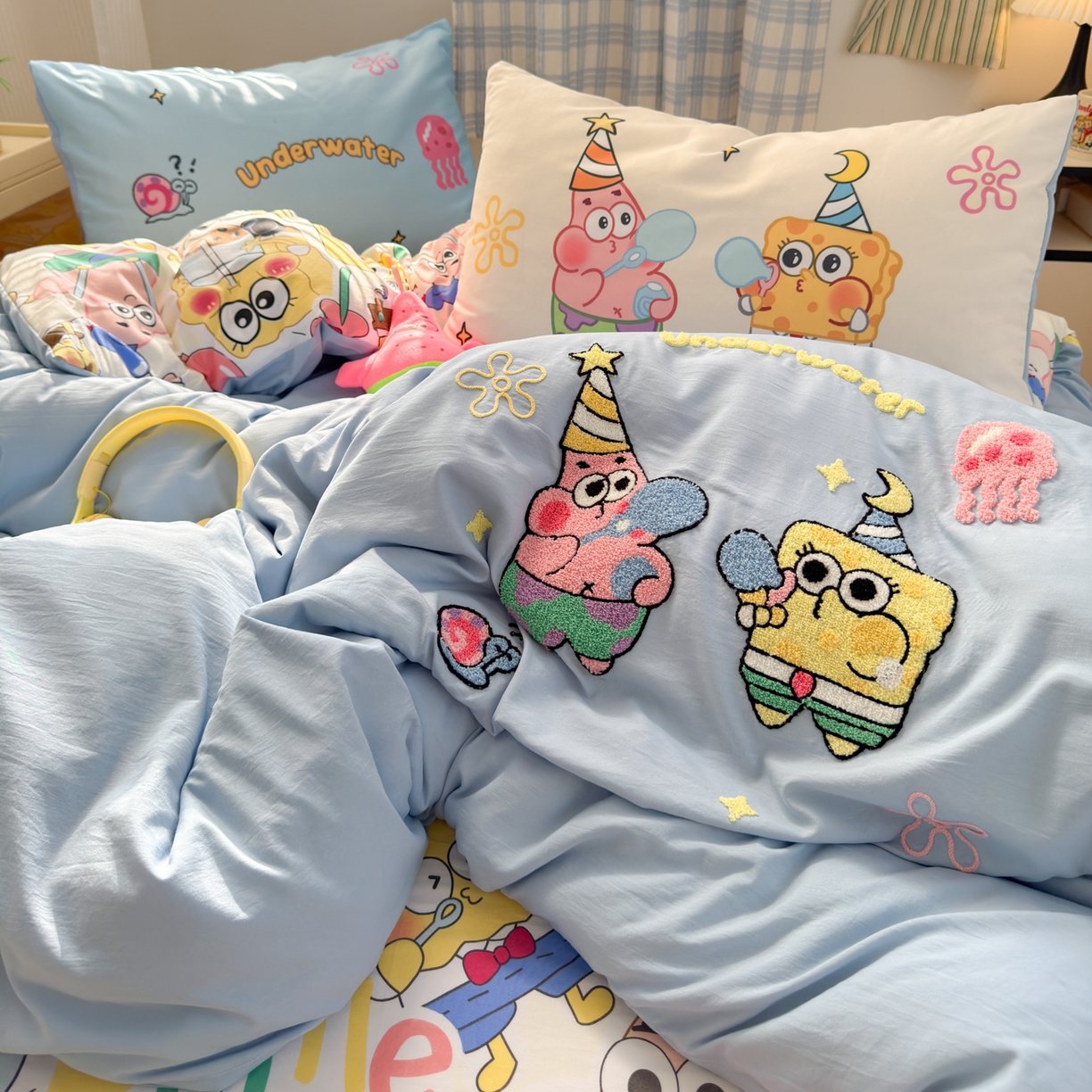 91家纺网 家纺一手货源 找家纺 一霖家纺 2025新款高克重云朵棉毛巾绣印绣四件套-小清新-第四波小清新系列 深海派对