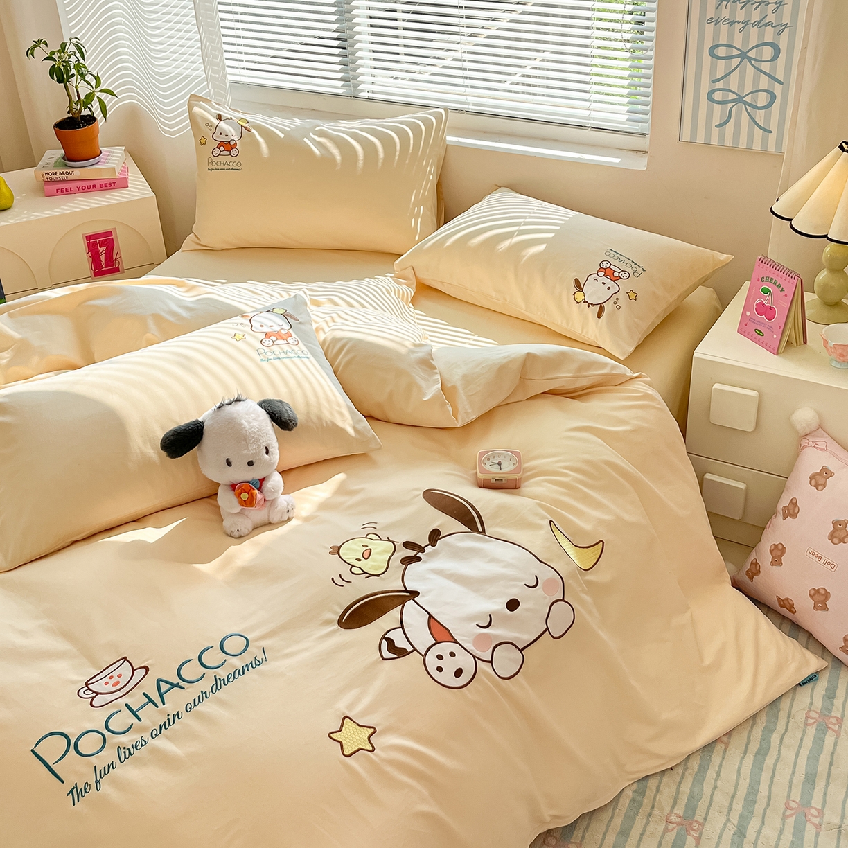 91家纺网 家纺一手货源 找家纺 （总）蓝邻家纺 2025年新款全棉纯棉云柔棉三丽鸥刺绣四件套系列