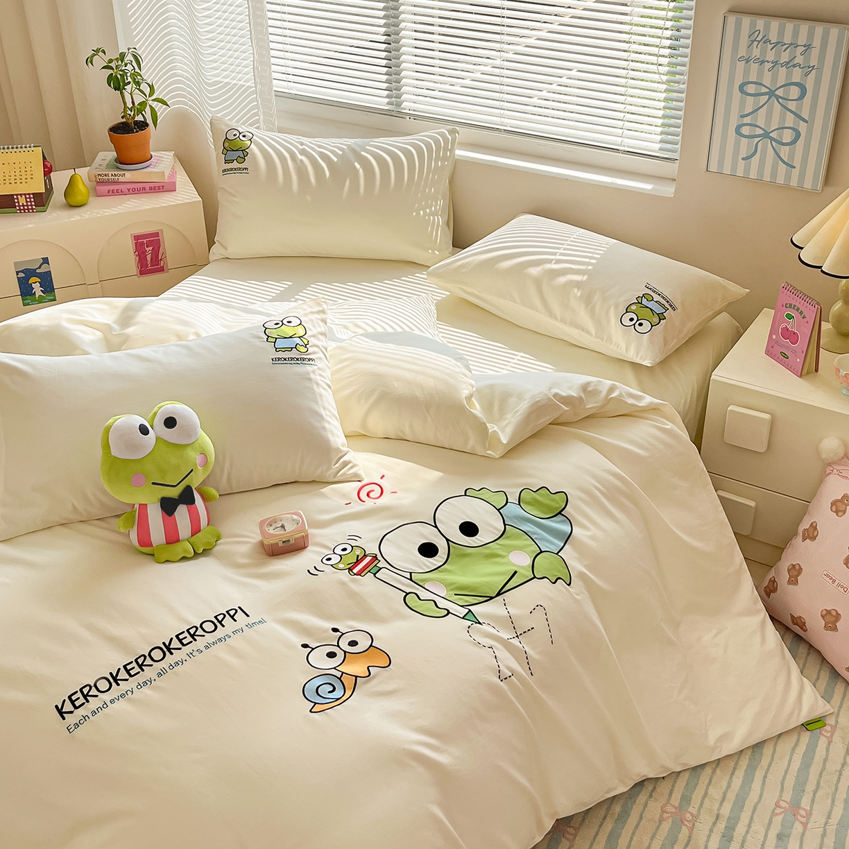 91家纺网 家纺一手货源 找家纺 （总）蓝邻家纺 2025年新款全棉纯棉云柔棉三丽鸥刺绣四件套系列