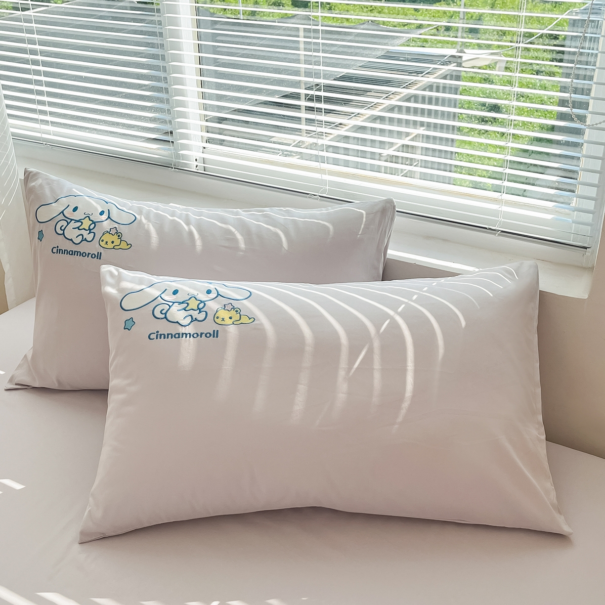 91家纺网 家纺一手货源 找家纺 蓝邻家纺 2025年新款全棉纯棉云柔棉三丽鸥刺绣四件套系列 星愿大耳狗