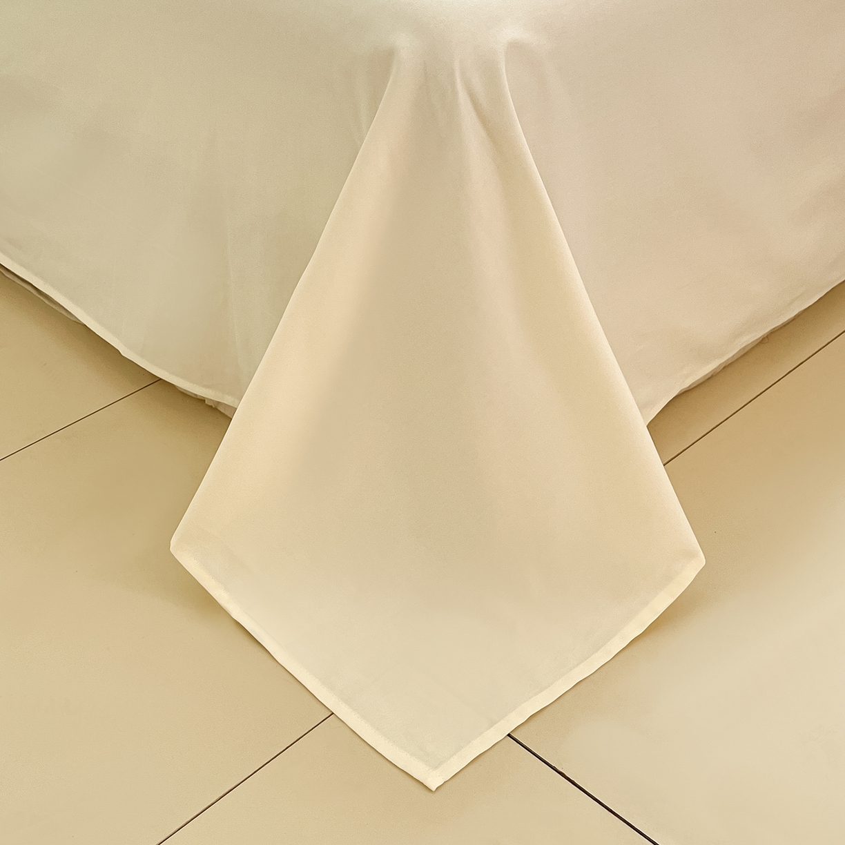 91家纺网 家纺一手货源 找家纺 蓝邻家纺 2025年新款全棉纯棉云柔棉三丽鸥刺绣四件套系列 元气大眼蛙