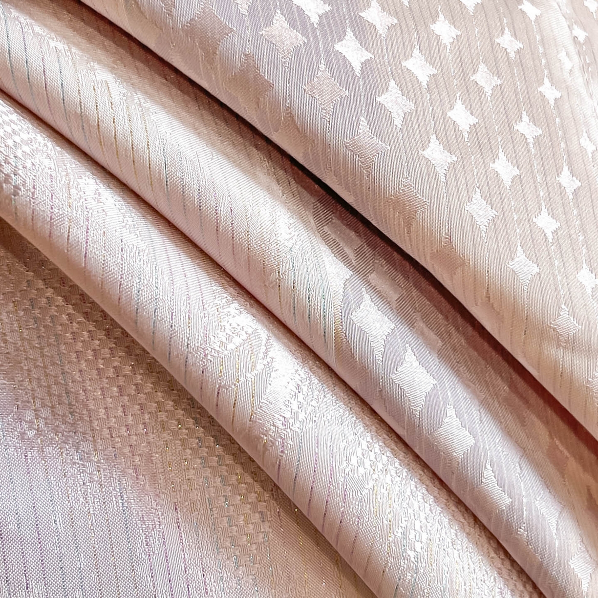 91家纺网 家纺一手货源 找家纺 博纳家纺 2025新款多色色织提花宽边高级简奢款纯棉四件套-山木花亭 山木花亭-粉玉