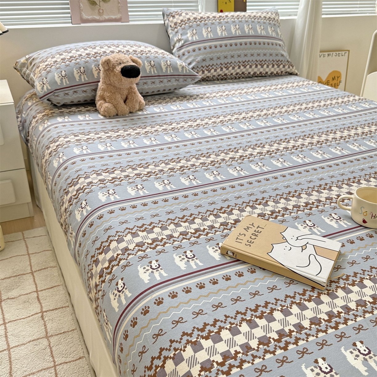 91家纺网 家纺一手货源 找家纺 名兮家居 2025新款亲肤舒适全棉纯棉磨毛印花床笠单床笠单品床笠单件床笠 蝴蝶结小狗-蓝