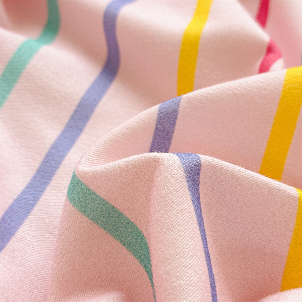 91家纺网 家纺一手货源 找家纺 名兮家居 2025新款亲肤舒适全棉纯棉磨毛印花床笠单床笠单品床笠单件床笠 炫彩条纹