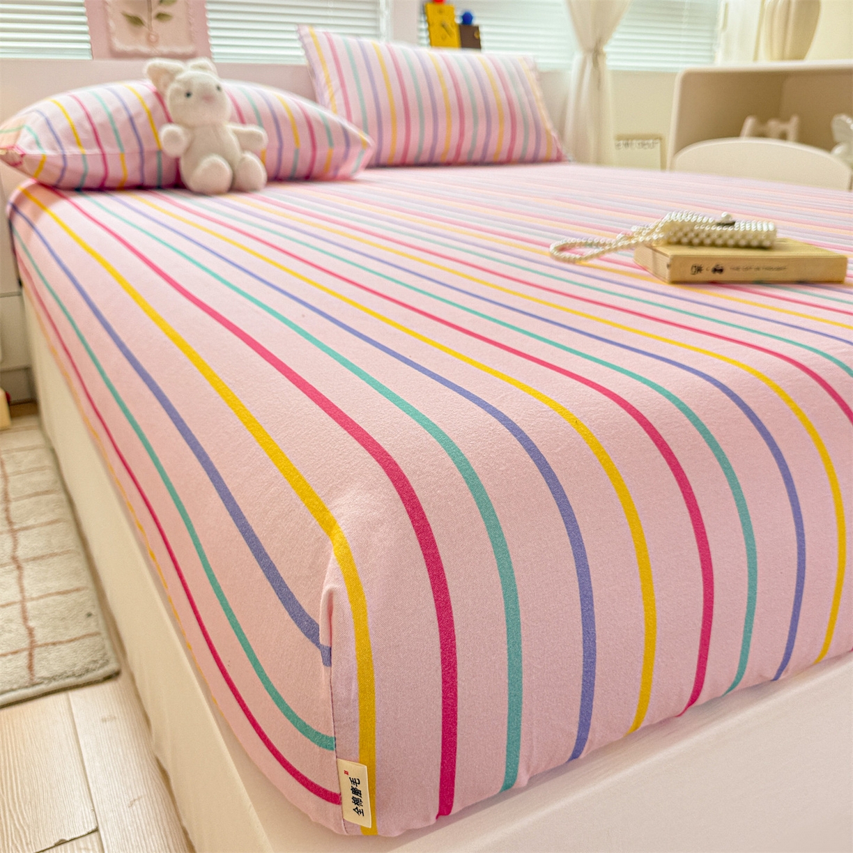 91家纺网 家纺一手货源 找家纺 名兮家居 2025新款亲肤舒适全棉纯棉磨毛印花床笠单床笠单品床笠单件床笠 炫彩条纹