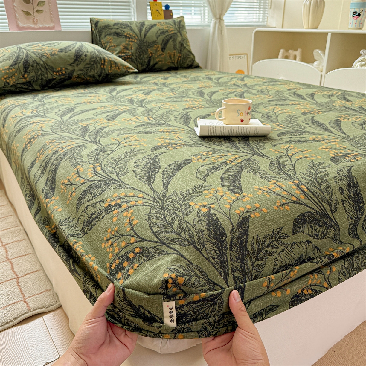 91家纺网 家纺一手货源 找家纺 名兮家居 2025新款亲肤舒适全棉纯棉磨毛印花床笠单床笠单品床笠单件床笠 繁叶流金-绿