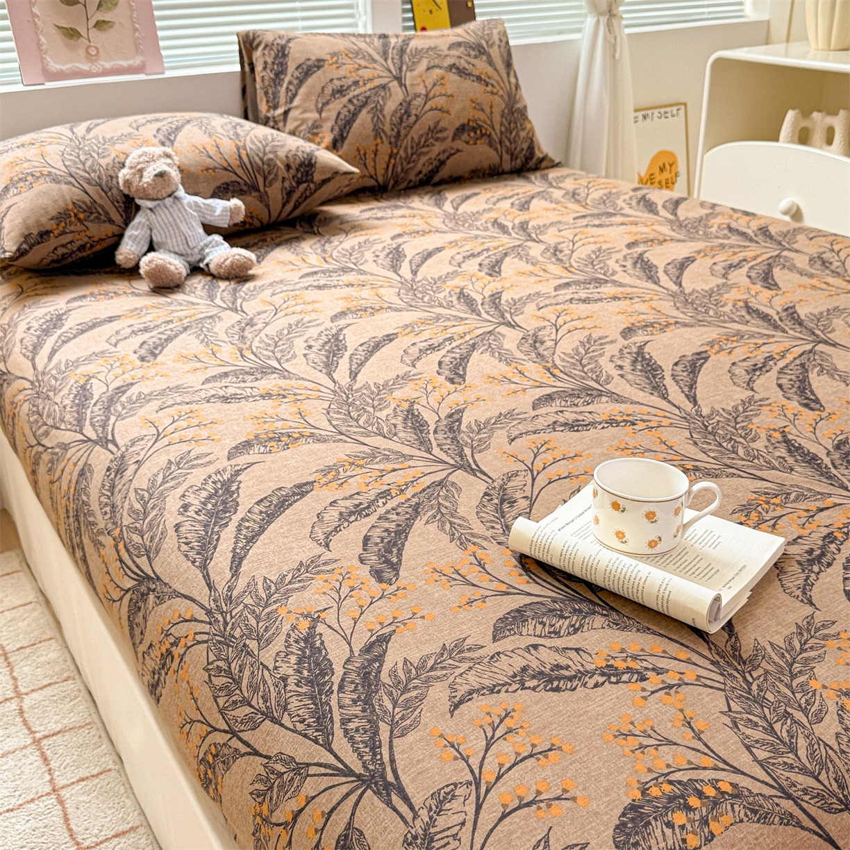 91家纺网 家纺一手货源 找家纺 名兮家居 2025新款亲肤舒适全棉纯棉磨毛印花床笠单床笠单品床笠单件床笠 繁叶流金-咖