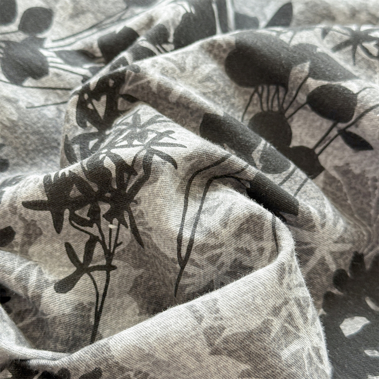 91家纺网 家纺一手货源 找家纺 名兮家居 2025新款亲肤舒适全棉纯棉磨毛印花床笠单床笠单品床笠单件床笠 叶影