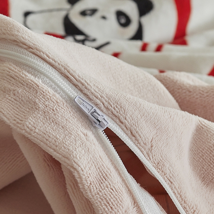 91家纺网 家纺一手货源 找家纺 千朵森 2025新款网红印花牛奶绒四件套-熊猫系列-风格一 熊猫-西雅图