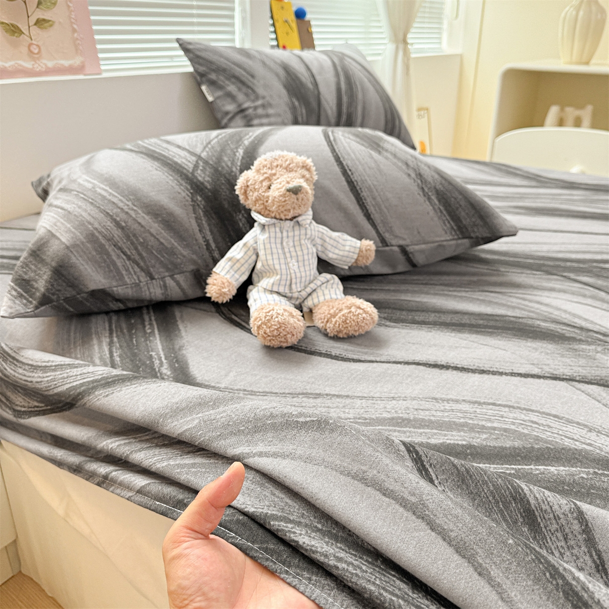 91家纺网 家纺一手货源 找家纺 名兮家居 2025新款亲肤舒适全棉纯棉磨毛印花床笠单床笠单品床笠单件床笠 律动