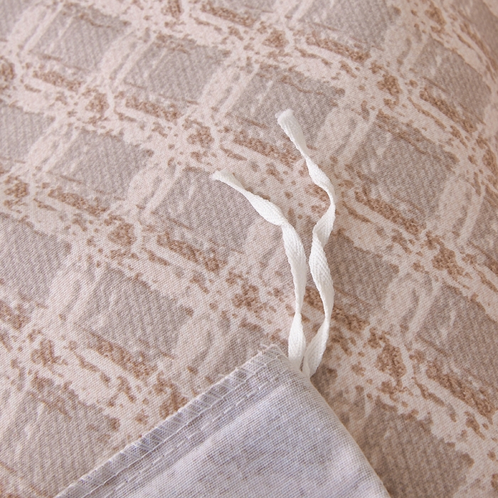 91家纺网 家纺一手货源 找家纺 宇彬家纺 2025直播热新款秋冬全棉精梳生态原棉印花加厚磨毛轻奢铂金单被套 巴黎之约（棕）