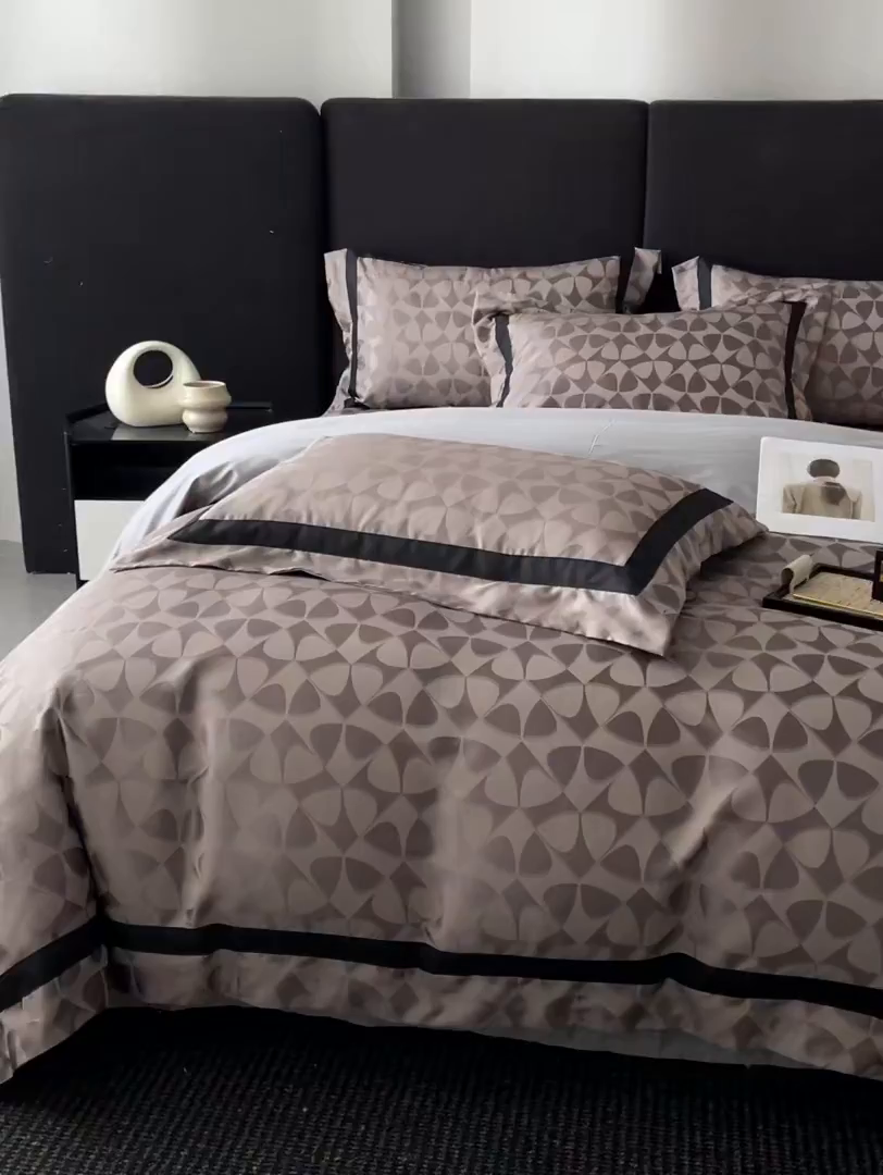 91家纺网 家纺一手货源 找家纺 （总）博纳家纺 2025新款高精密银离子色织提花纯棉撞色宽边四件套