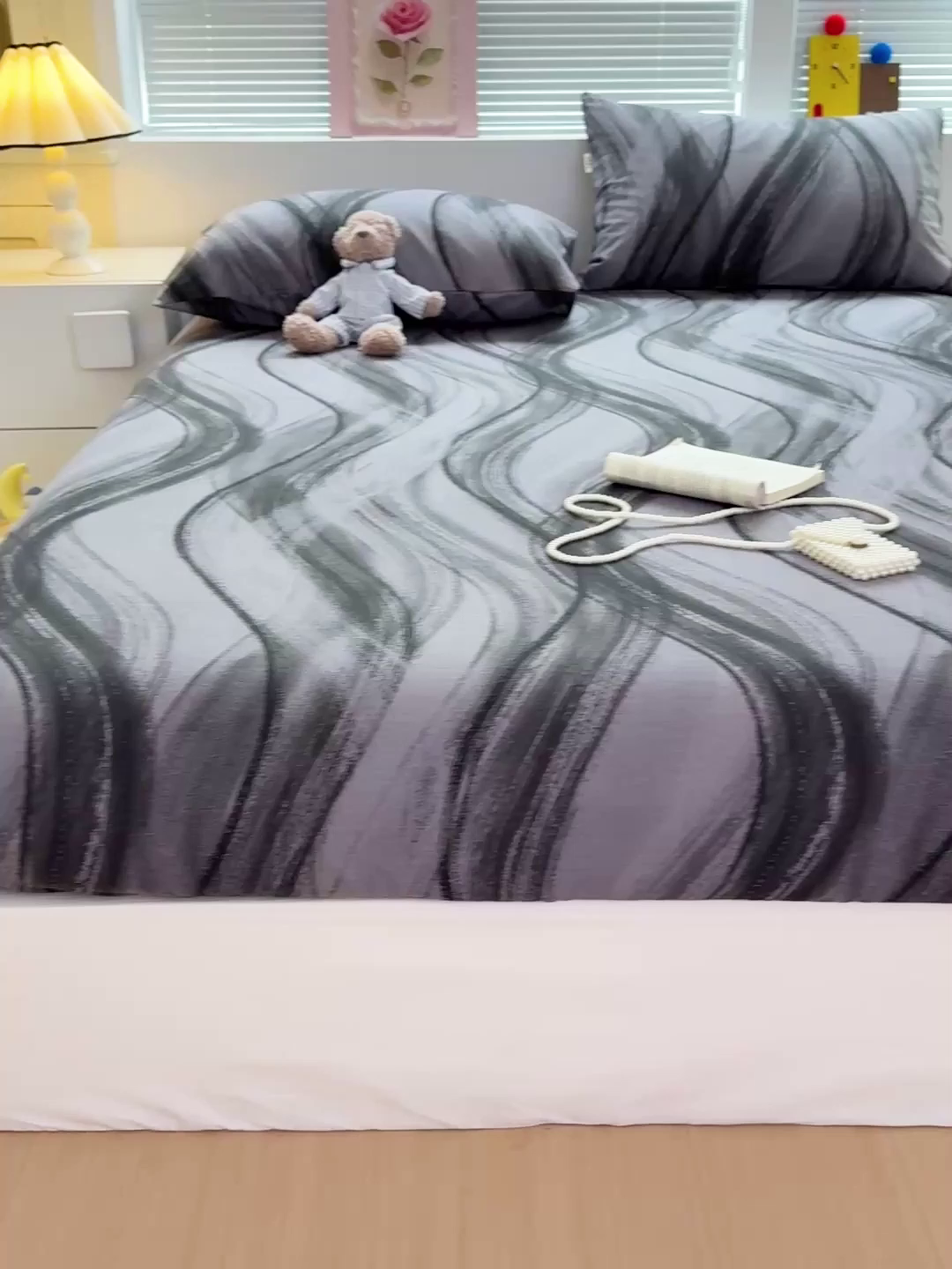 91家纺网 家纺一手货源 找家纺 名兮家居 2025新款亲肤舒适全棉纯棉磨毛印花床笠单床笠单品床笠单件床笠 律动