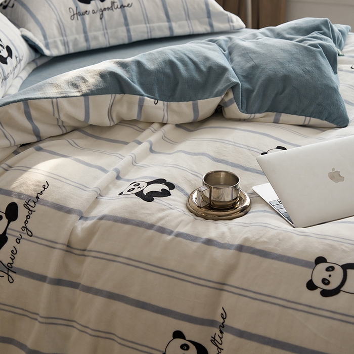 91家纺网 家纺一手货源 找家纺 千朵森 2025新款网红印花牛奶绒四件套-熊猫系列-风格二 熊猫-梵伊