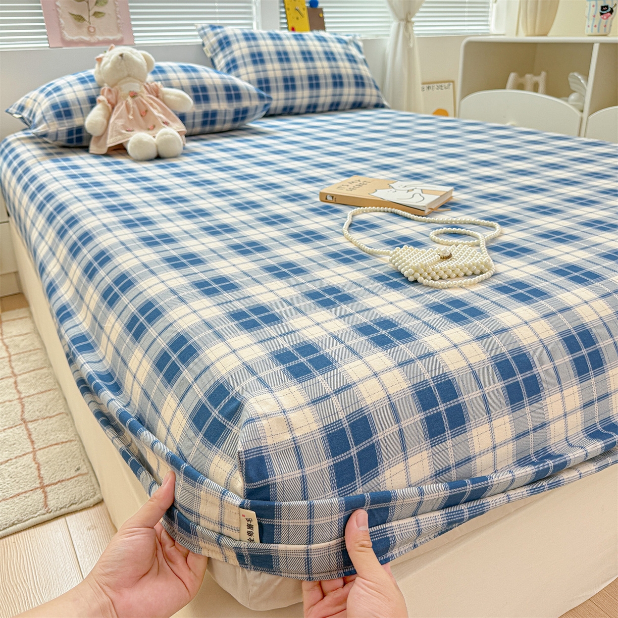 91家纺网 家纺一手货源 找家纺 名兮家居 2025新款亲肤舒适全棉纯棉磨毛印花床笠单床笠单品床笠单件床笠 蓝白格语