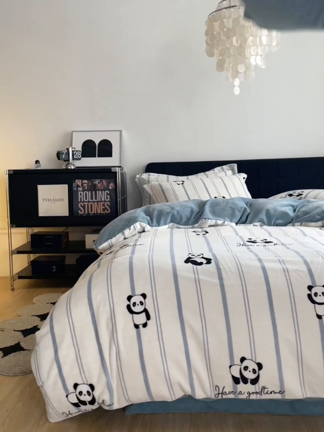 91家纺网 家纺一手货源 找家纺 千朵森 2025新款网红印花牛奶绒四件套-熊猫系列-风格二 熊猫-梵伊