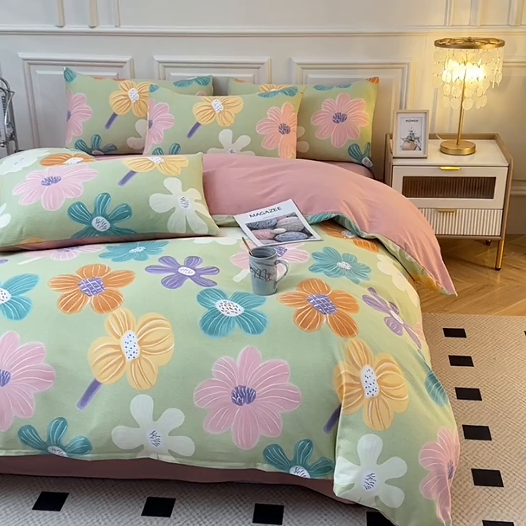 91家纺网 家纺一手货源 找家纺 宇彬家纺 2025直播热新款秋冬全棉精梳生态原棉印花加厚磨毛轻奢铂金单被套 花颜朵朵（绿）