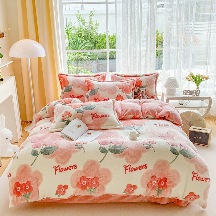 居易简 2025秋冬新品立体雪花绒单被套牛奶绒法莱绒雕花绒兔毛卡通四件套学生季四件套 爱蔓