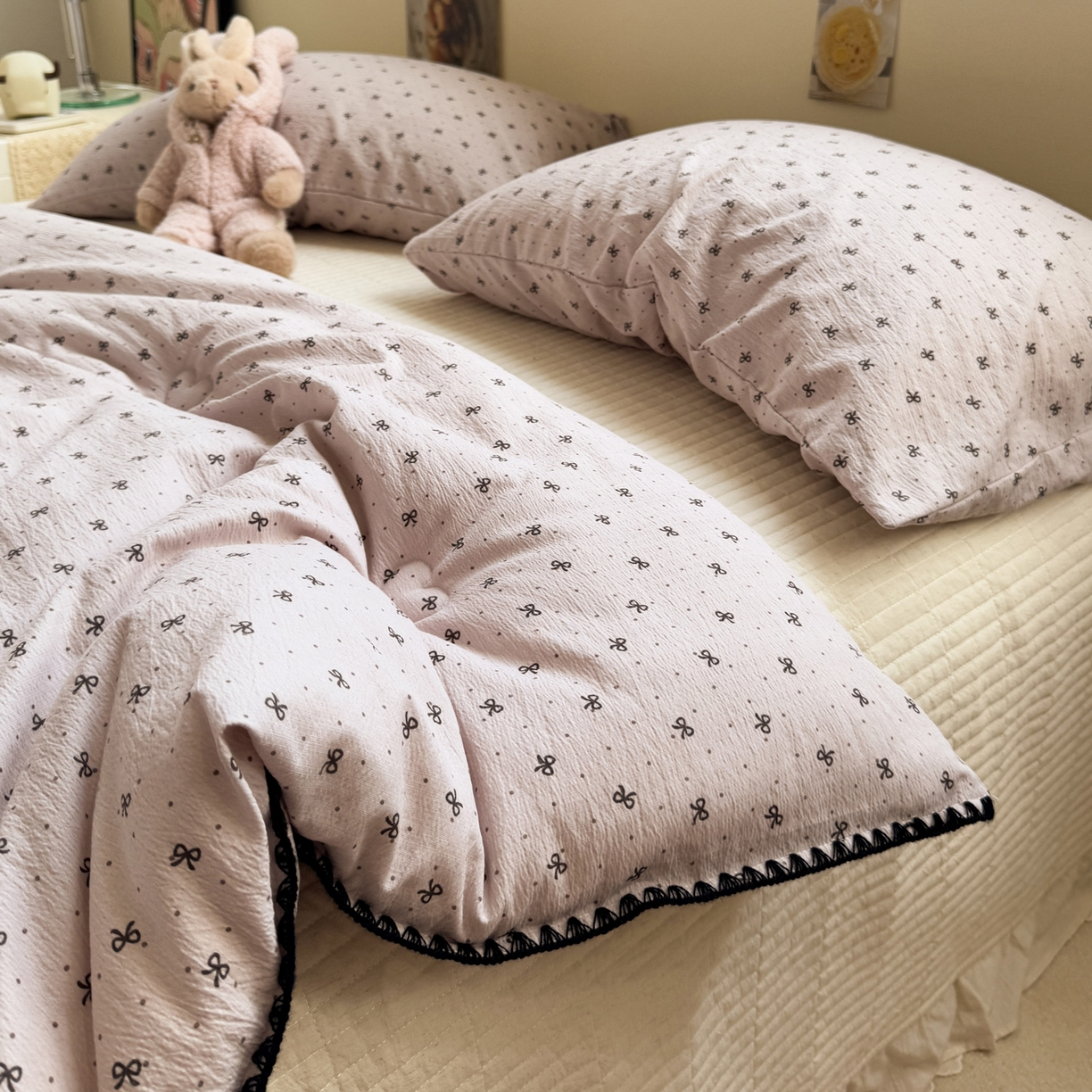 91家纺网 家纺一手货源 找家纺 一加一 2025新款贝壳边抗菌大豆被子被芯 奶油可可-灰