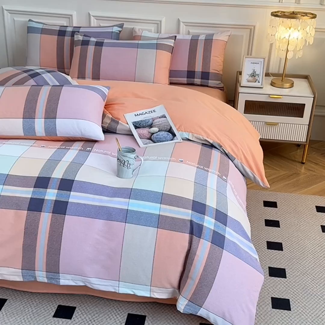 91家纺网 家纺一手货源 找家纺 宇彬家纺 2025直播热新款秋冬全棉精梳生态原棉印花加厚磨毛轻奢铂金单被套 西雅图（粉）