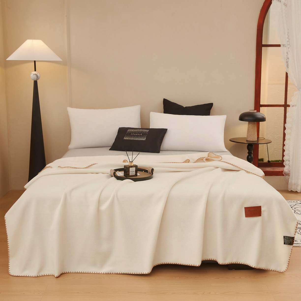 91家纺网 家纺一手货源 找家纺 悦织湾家纺 2025新款轻奢纯色仿羊绒毯单层双层保暖加厚秋冬毛毯盖毯毯子跨境专供 仿羊绒单层-奶白