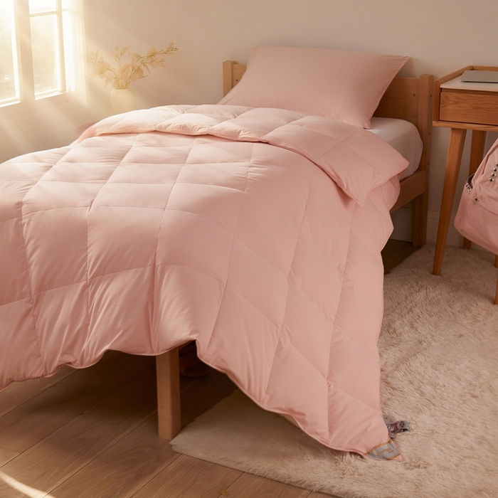 91家纺网 家纺一手货源 找家纺 圣梦莱羽绒家纺 2025新款羽绒被A类可水洗90鸭绒被可裸睡春秋被四季被地暖被被子被芯 单人羽绒四季被（粉）