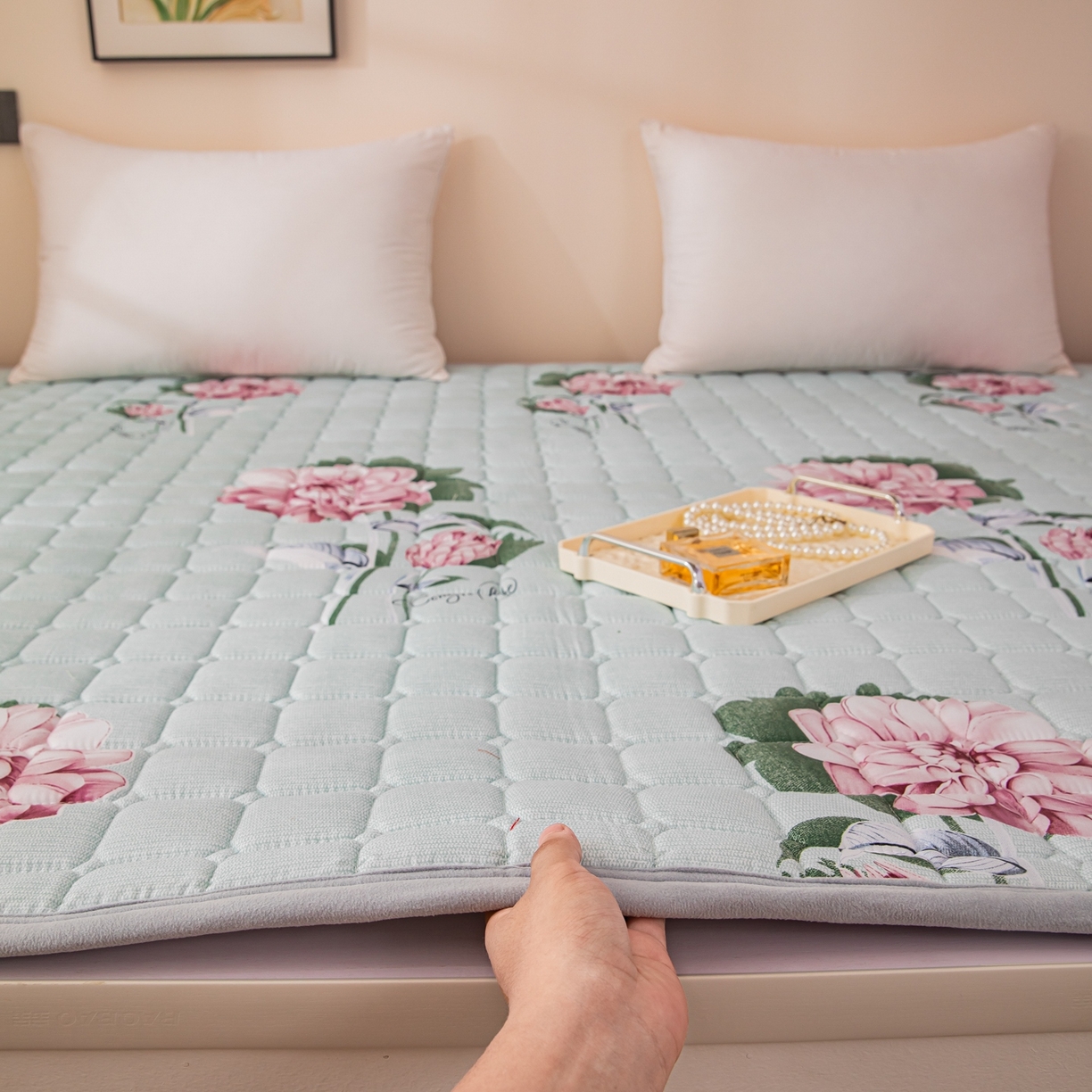 91家纺网 家纺一手货源 找家纺 （总）手艺人家纺 2025新款新格子水洗棉夹棉炕盖垫子床垫床褥子