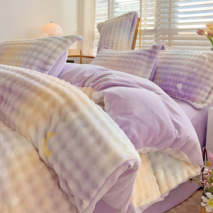 91家纺网 家纺一手货源 找家纺 居易简 2025秋冬新款牛奶绒泡泡绒印花卡通花卉兔毛单被套 梦幻星空