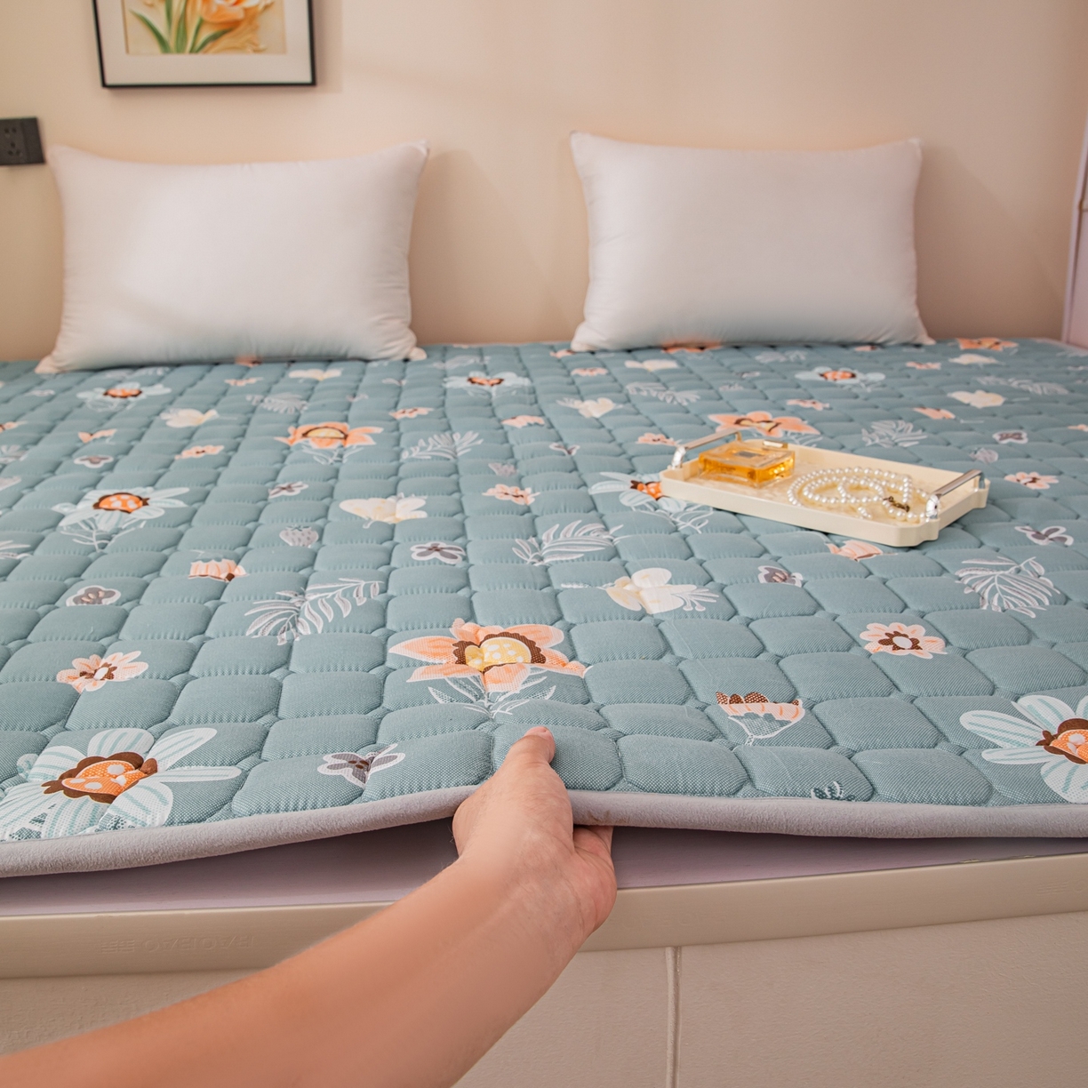 91家纺网 家纺一手货源 找家纺 （总）手艺人家纺 2025新款新格子水洗棉夹棉炕盖垫子床垫床褥子