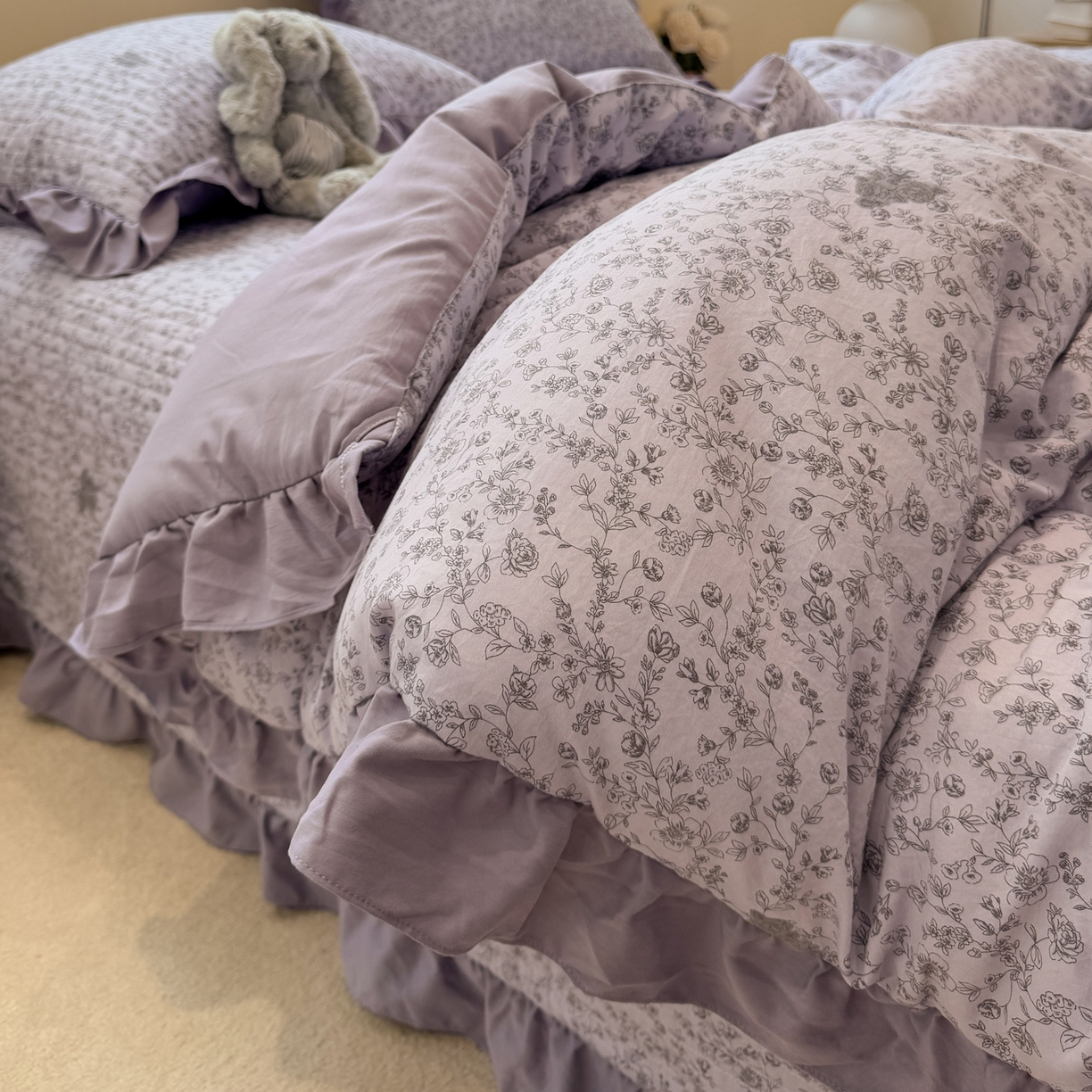 91家纺网 家纺一手货源 找家纺 （总）一加一 2025新款小清新花边款可水洗大豆被子被芯