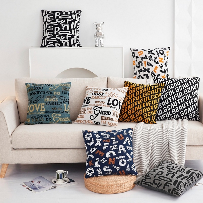 91家纺网 家纺一手货源 找家纺 新奇异 2025新款字母毛巾绣抱枕 组合图仅供展示不可下单