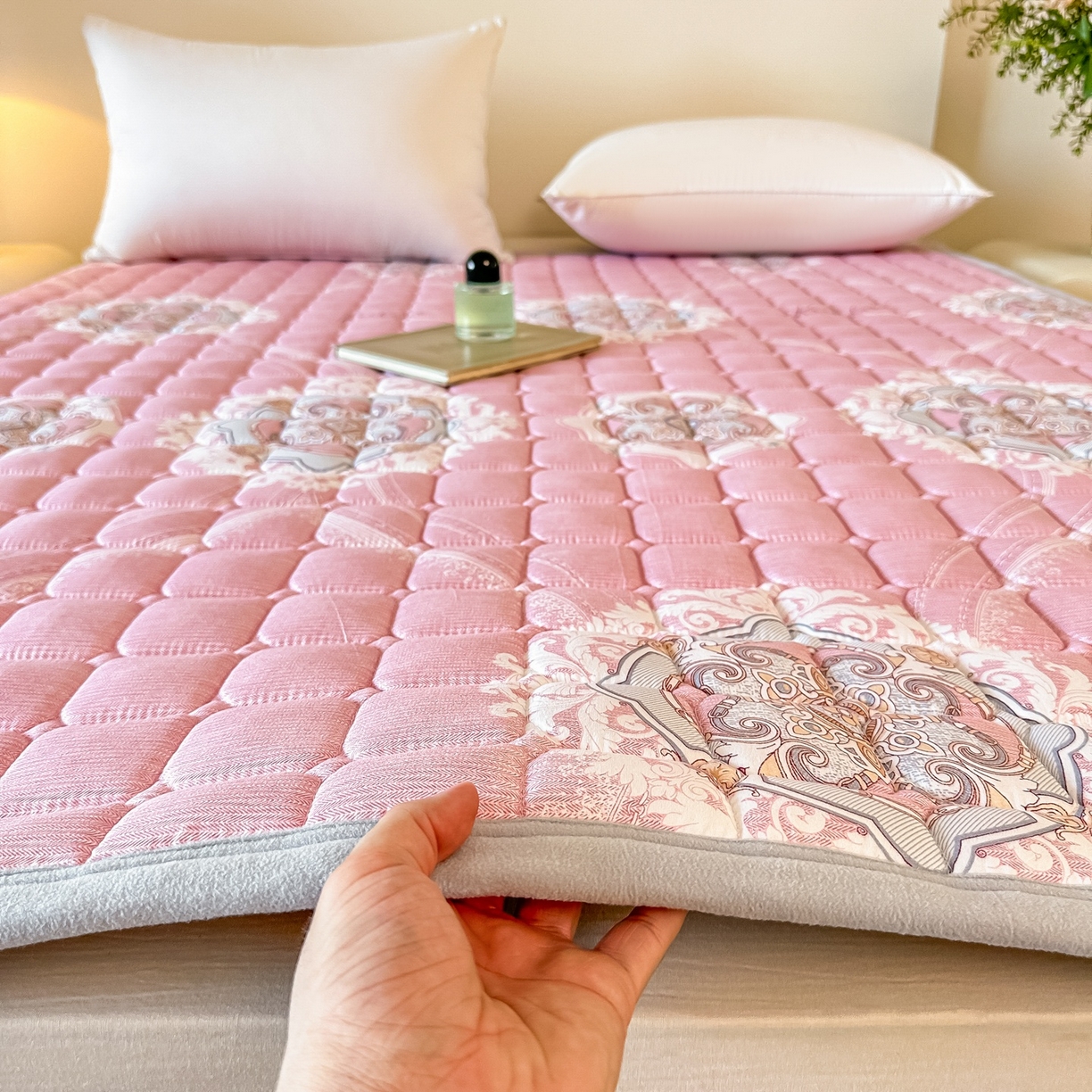 91家纺网 家纺一手货源 找家纺 （总）手艺人家纺 2025新款新格子水洗棉夹棉炕盖垫子床垫床褥子