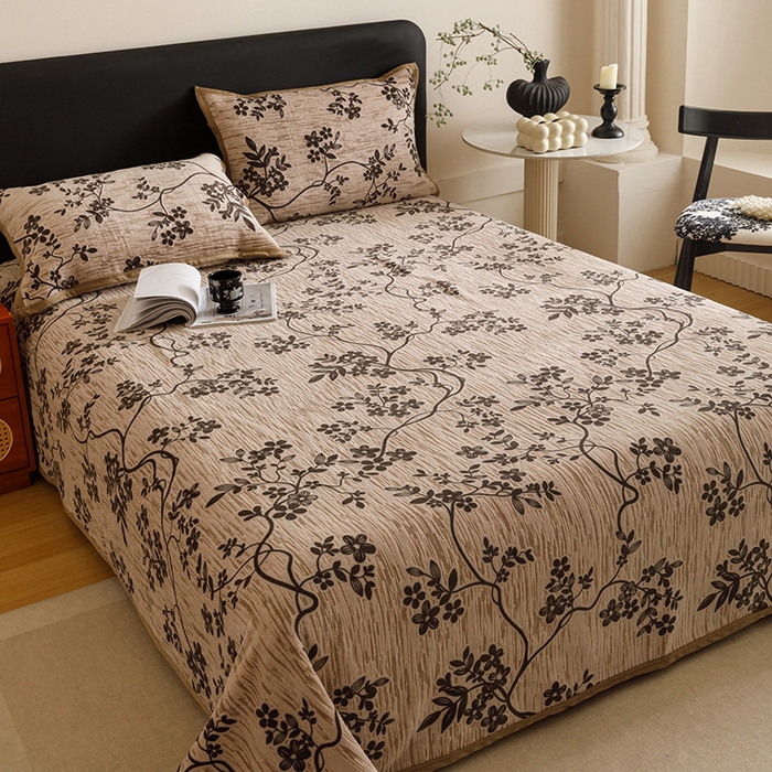 91家纺网 家纺一手货源 找家纺 悦然毛巾被 2025新款复合毯休闲兔毛绒提花印花工艺盖毯 花藤织梦