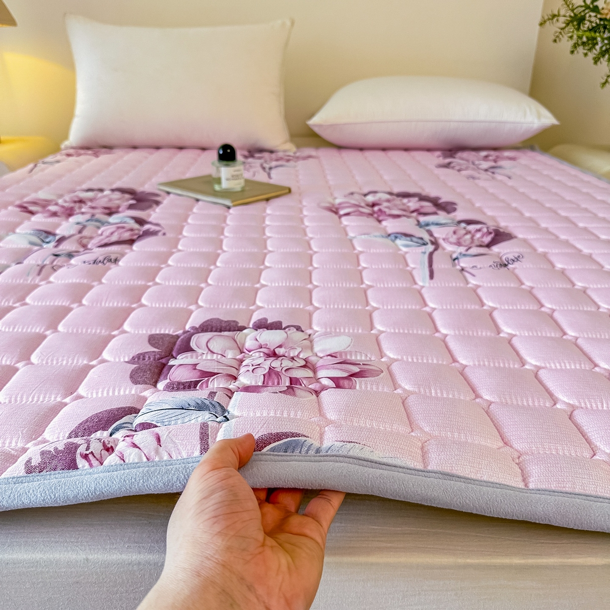 91家纺网 家纺一手货源 找家纺 （总）手艺人家纺 2025新款新格子水洗棉夹棉炕盖垫子床垫床褥子