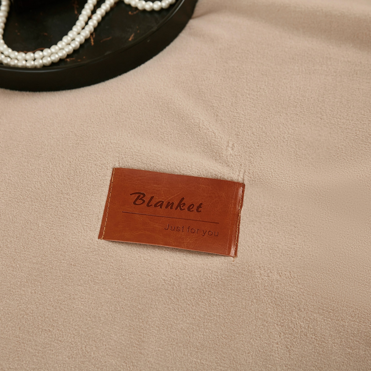 91家纺网 家纺一手货源 找家纺 悦织湾家纺 2025新款轻奢纯色仿羊绒毯单层双层保暖加厚秋冬毛毯盖毯毯子跨境专供仿羊绒双层-奶咖