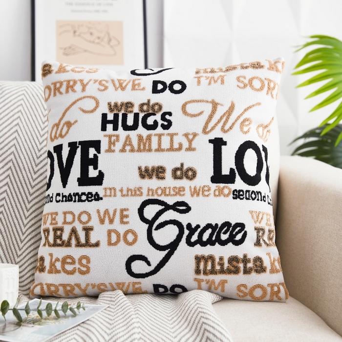 新奇异 2025新款字母毛巾绣抱枕 温情-白色